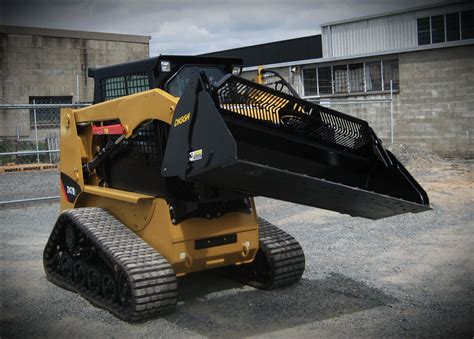 4 in 1 tilt skid steer bucket|excavator tilt bucket factories.